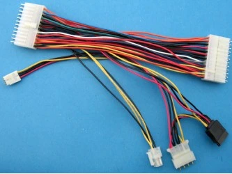 SATA オスおよび Molex Mini Fit 24 ピン コンピュータ ケーブル キット